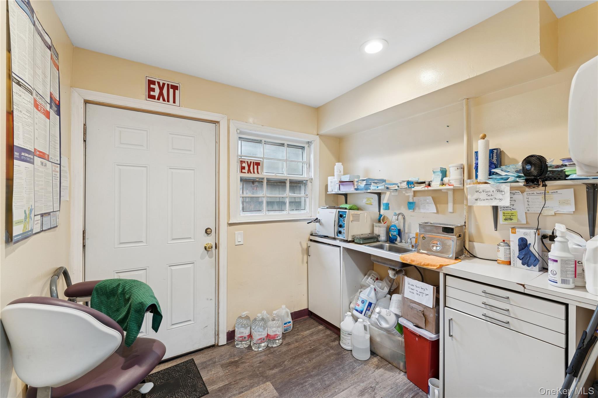 #20 photo, 5 Seaton Gate, ナッソー郡 Valley Stream , NY 11580