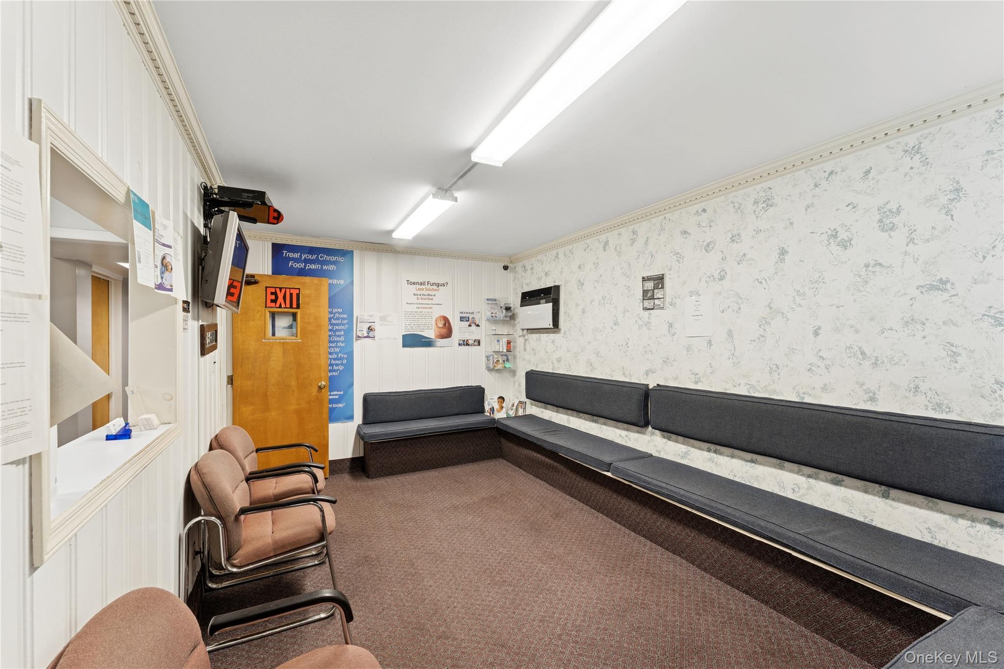 #4 photo, 5 Seaton Gate, ナッソー郡 Valley Stream , NY 11580