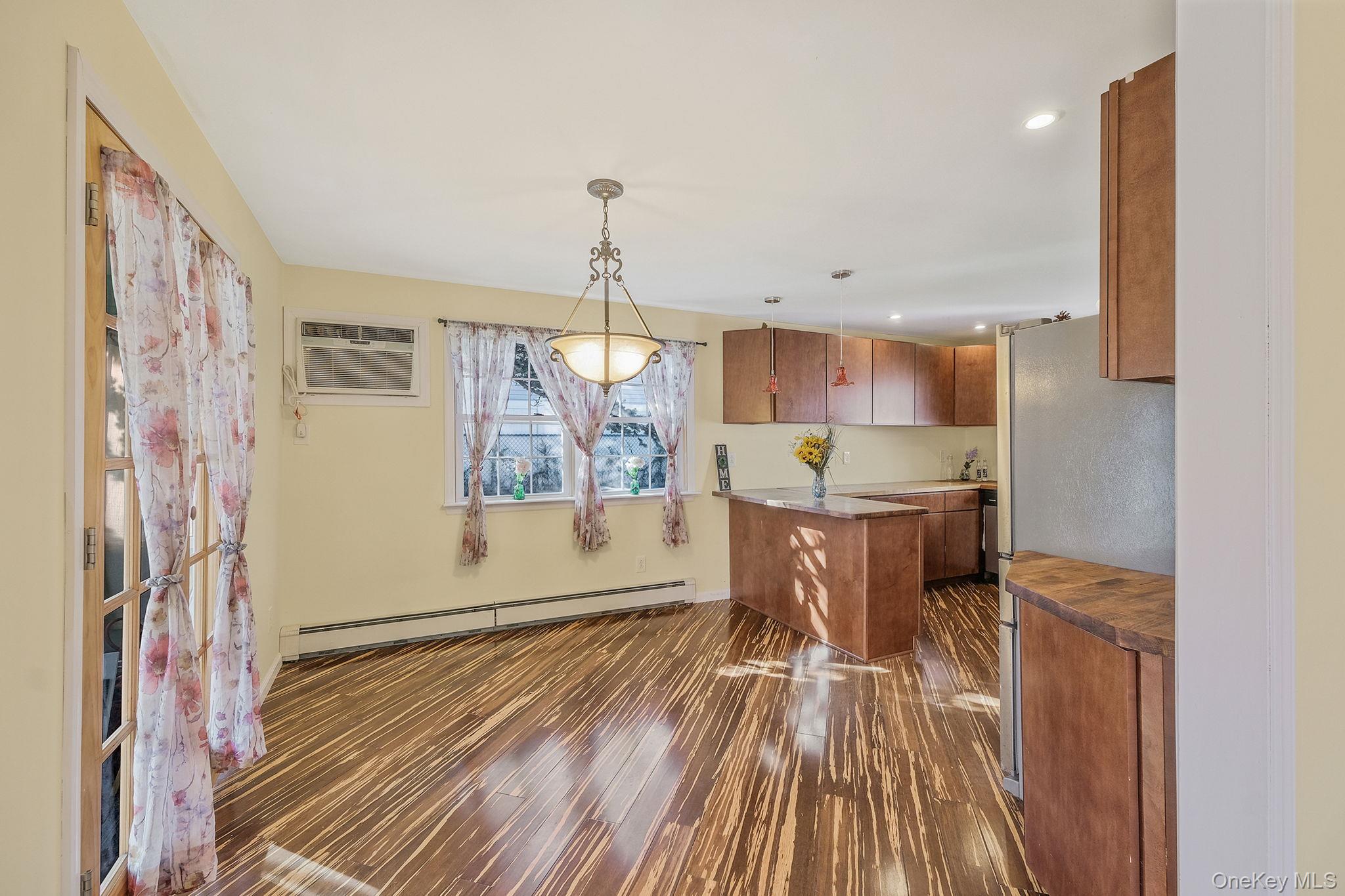 #10 photo, 404 Vanderbilt Boulevard, サフォーク郡 Oakdale , NY 11769