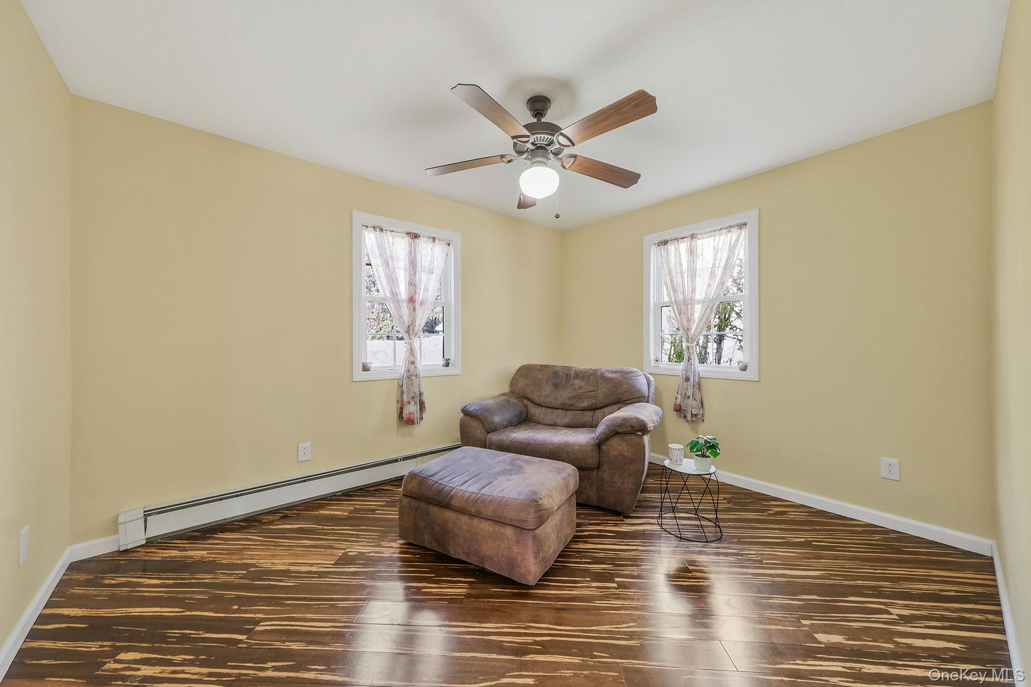 #19 photo, 404 Vanderbilt Boulevard, サフォーク郡 Oakdale , NY 11769