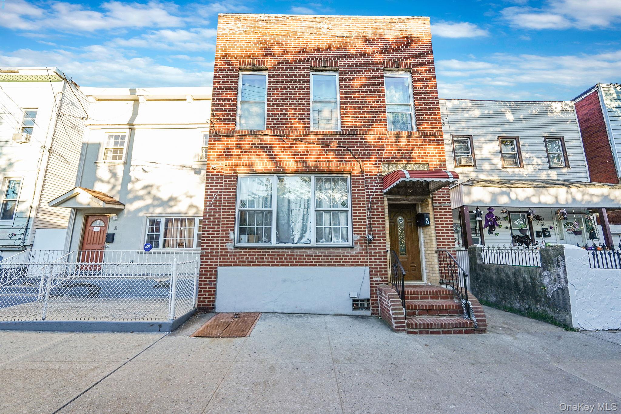 #1 photo, 37 Montauk Avenue, ブルックリン区 Brooklyn , NY 11208