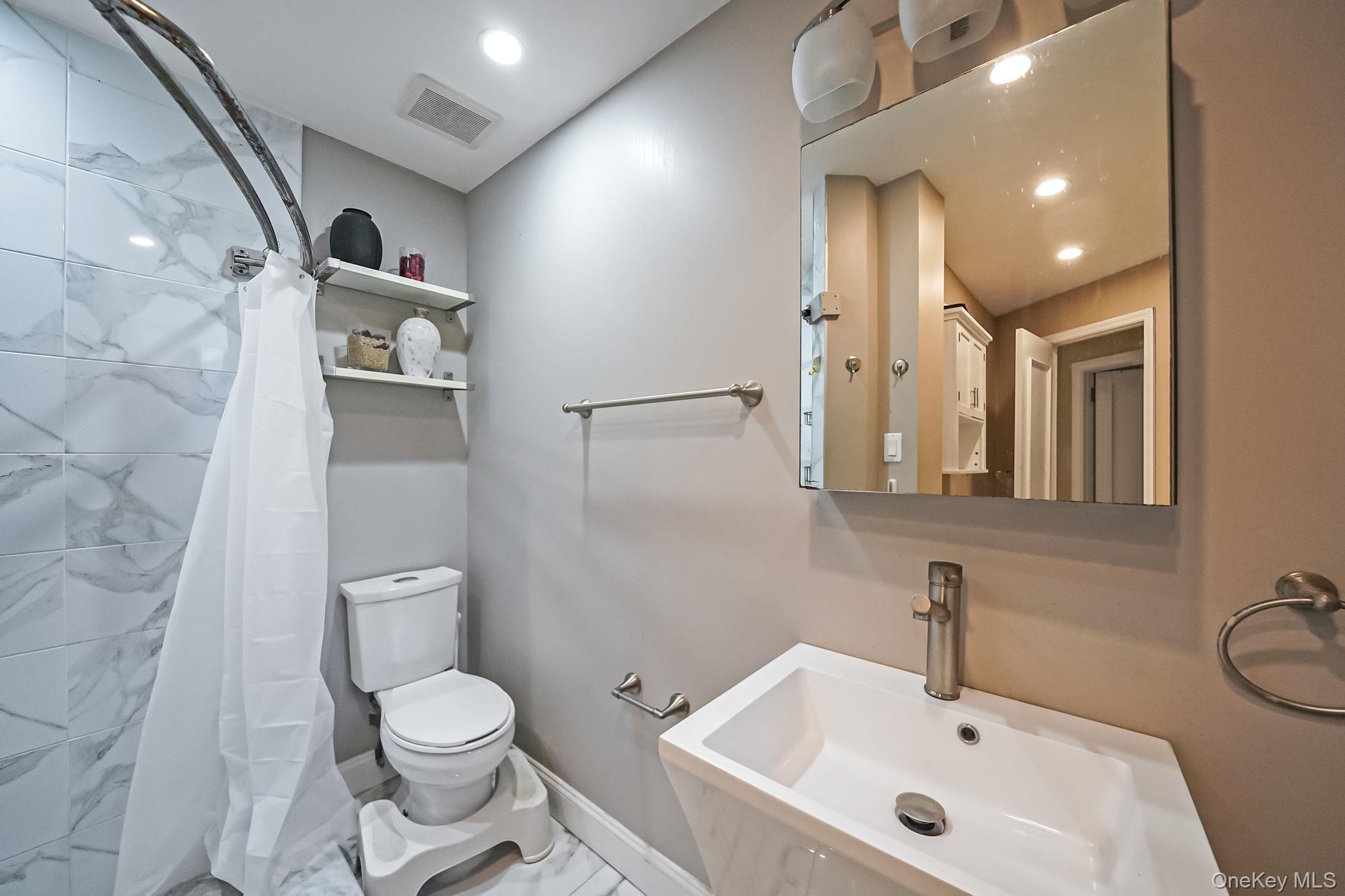 #14 photo, 37 Montauk Avenue, ブルックリン区 Brooklyn , NY 11208