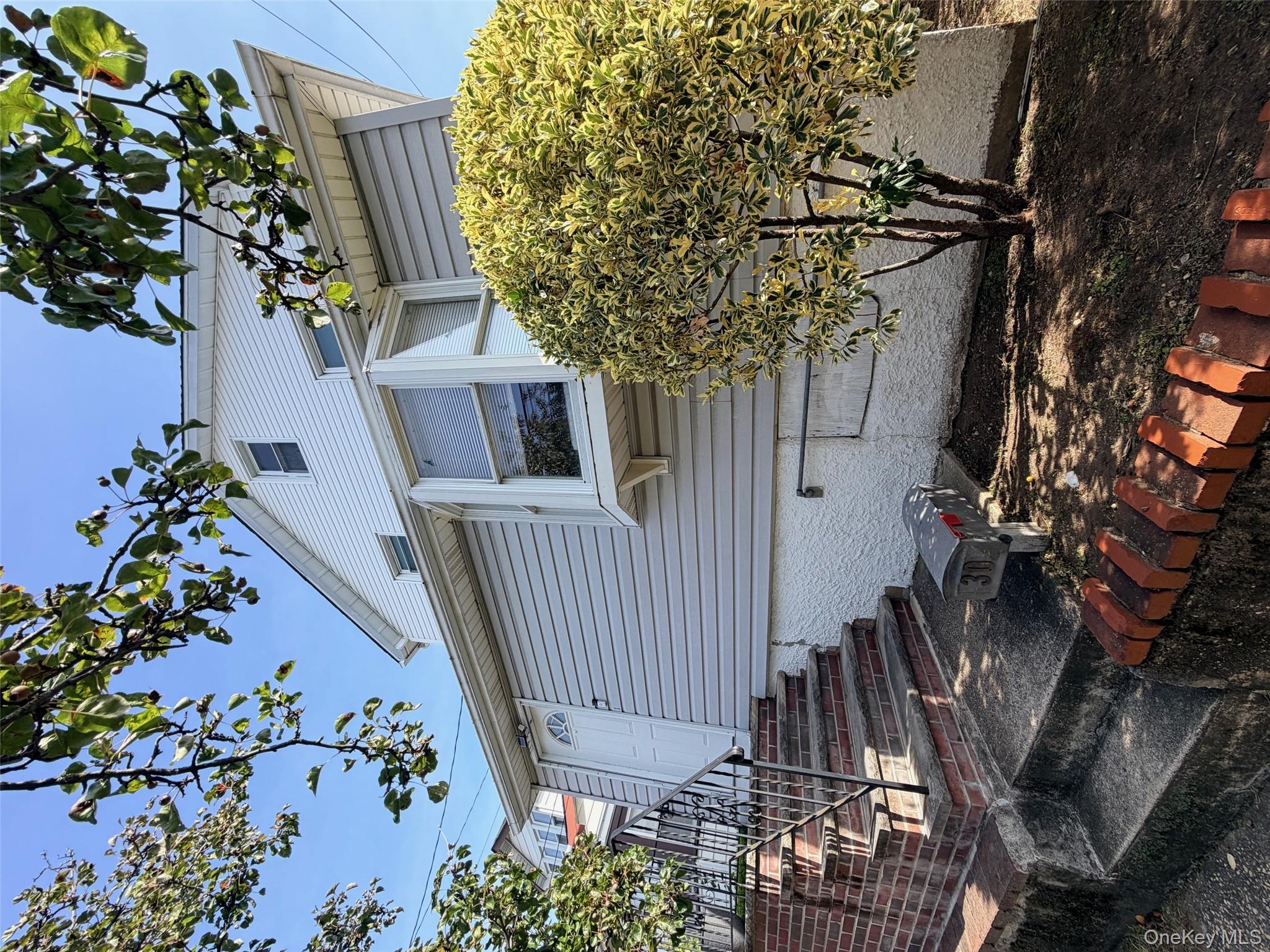 #2 photo, 30 McKinley Avenue, ナッソー郡 Franklin Square , NY 10010