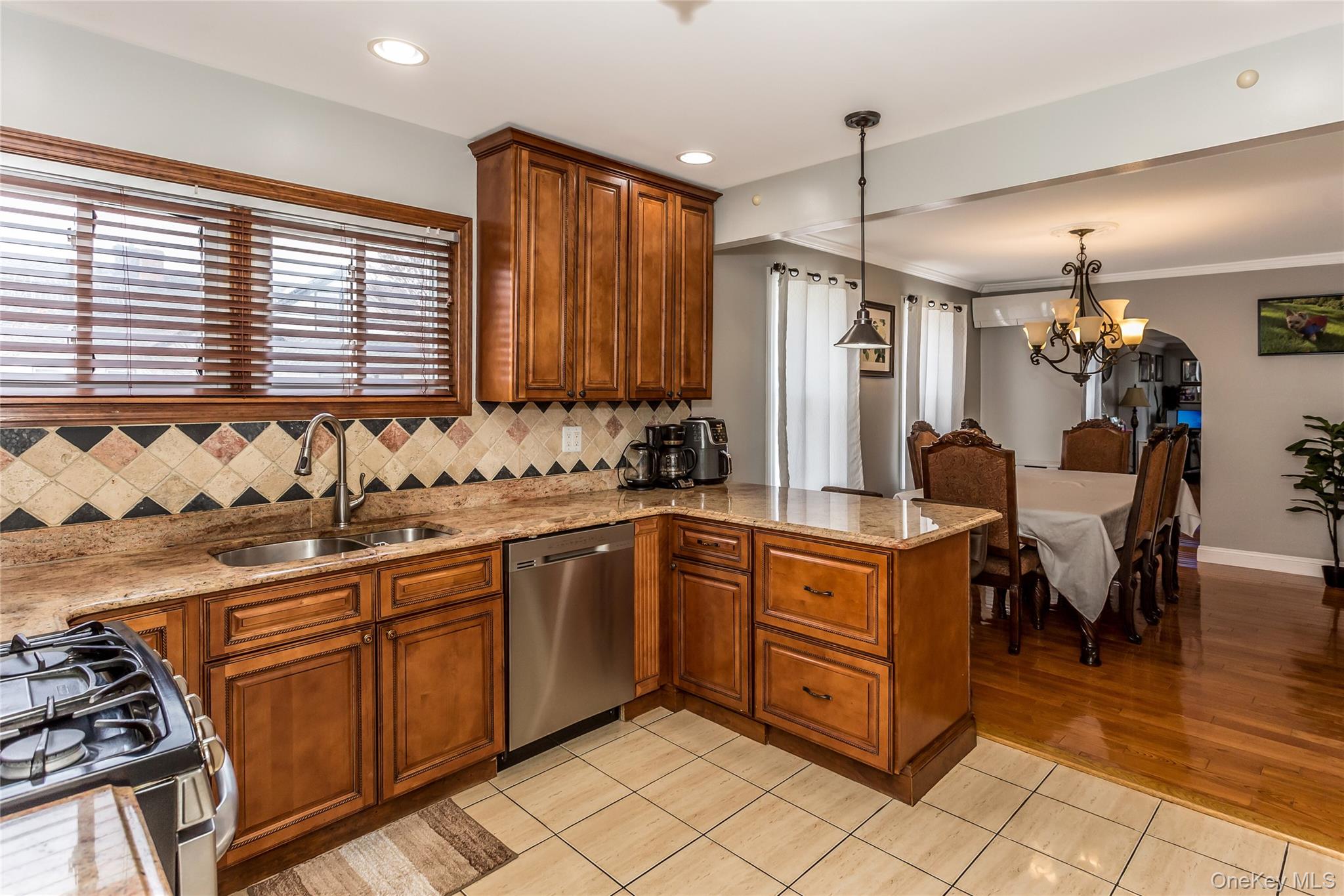 #13 photo, 98-02 161st Avenue, クイーンズ区 Howard Beach , NY 11414