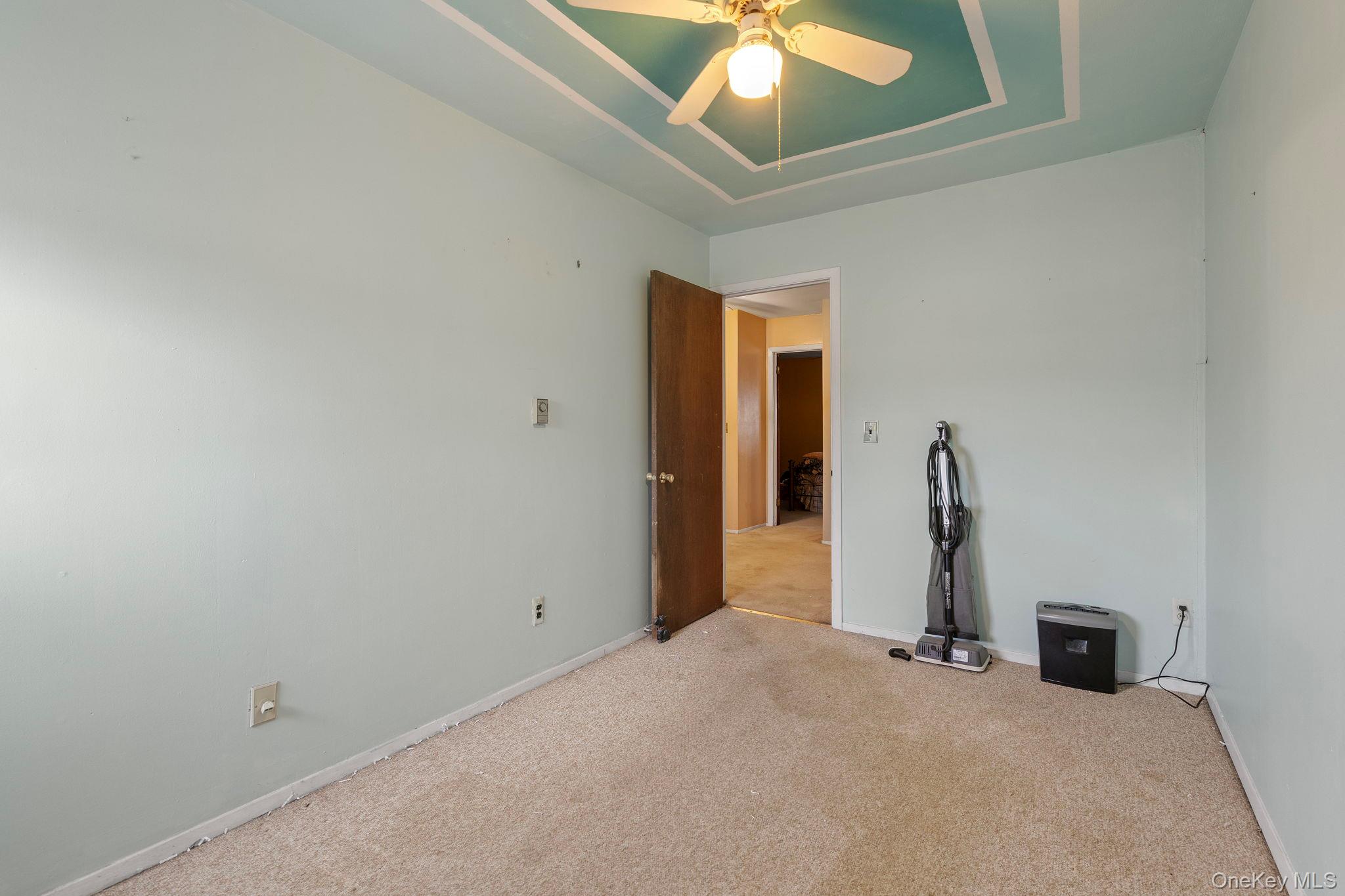 #11 photo, 24 Russet Road, Poughkeepsie , NY 12601