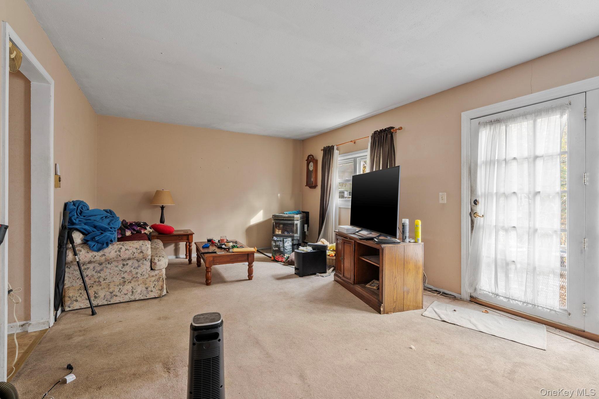 #2 photo, 24 Russet Road, Poughkeepsie , NY 12601