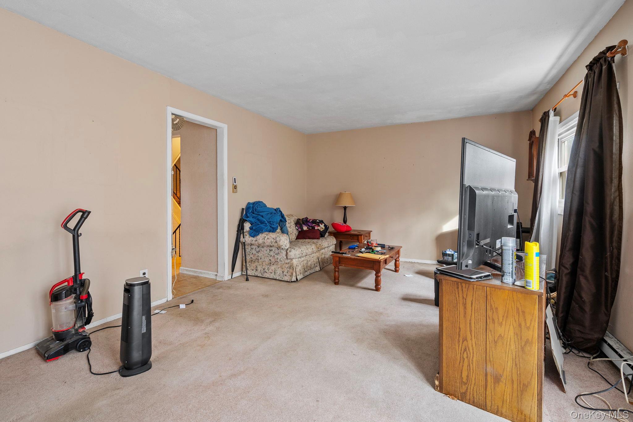 #3 photo, 24 Russet Road, Poughkeepsie , NY 12601