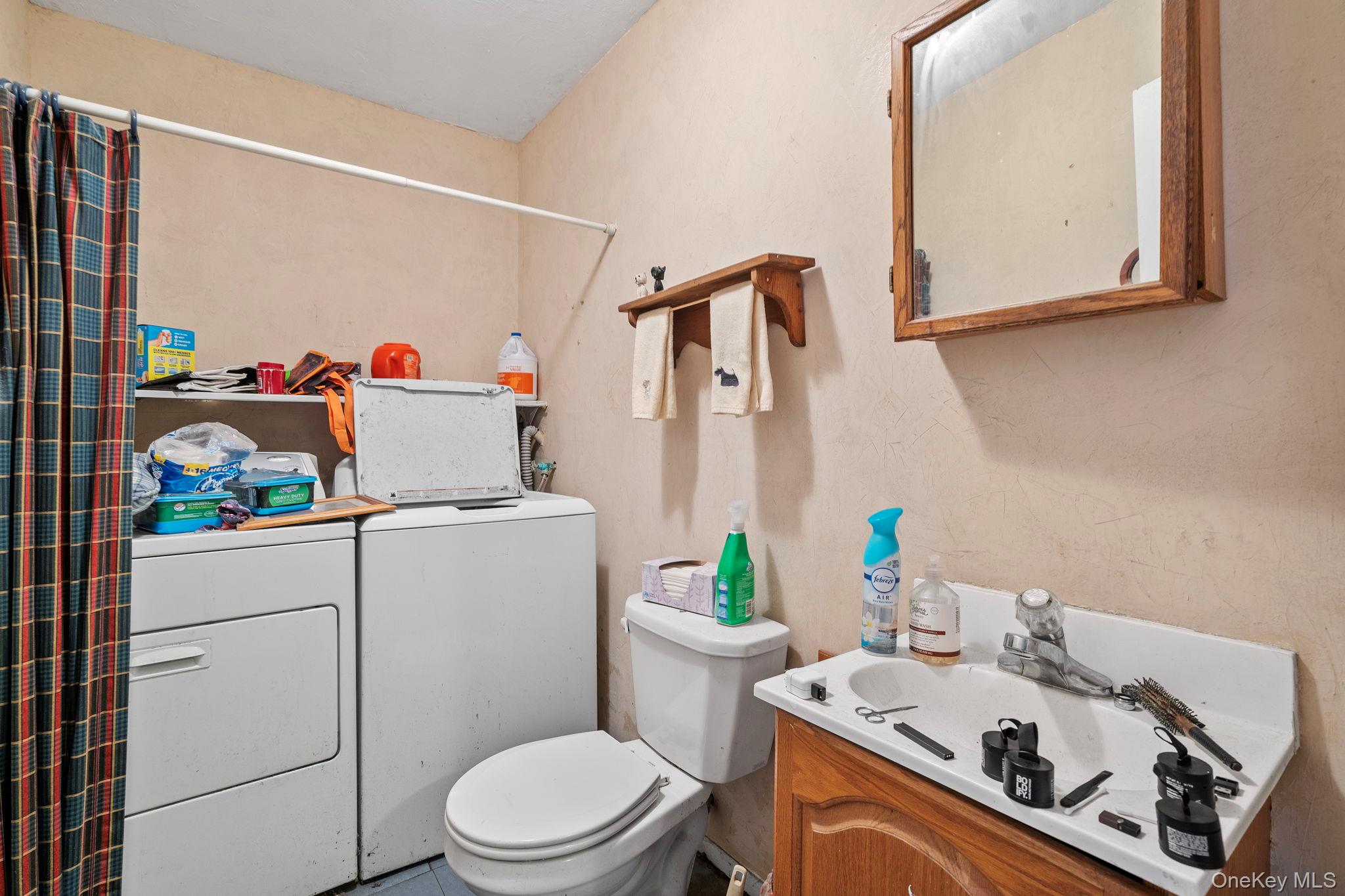 #5 photo, 24 Russet Road, Poughkeepsie , NY 12601