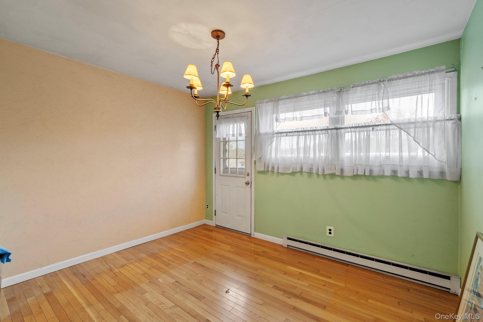 #6 photo, 24 Russet Road, Poughkeepsie , NY 12601