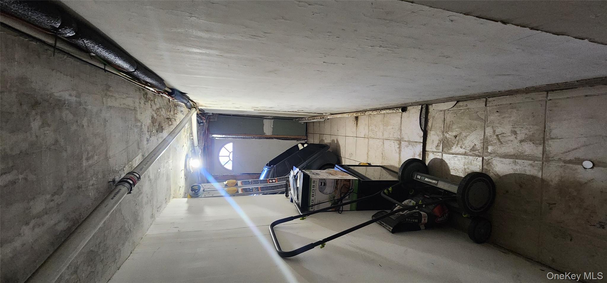 #18 photo, 92 Robinson Avenue, Newburgh , NY 12550