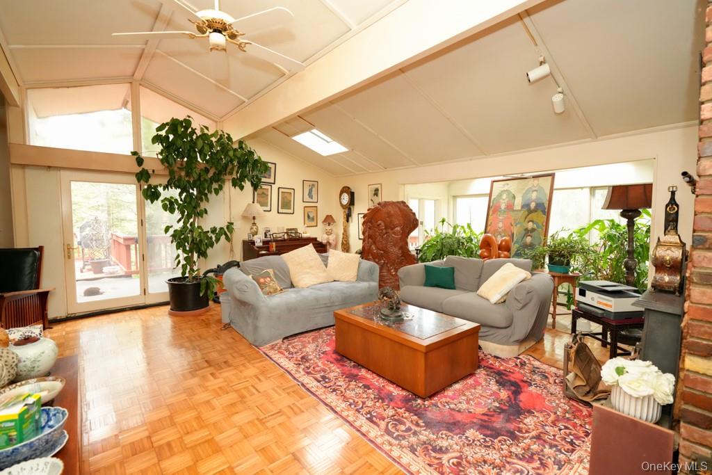 #9 photo, 53 Cross Ridge Road, Tuxedo Park , NY 10987