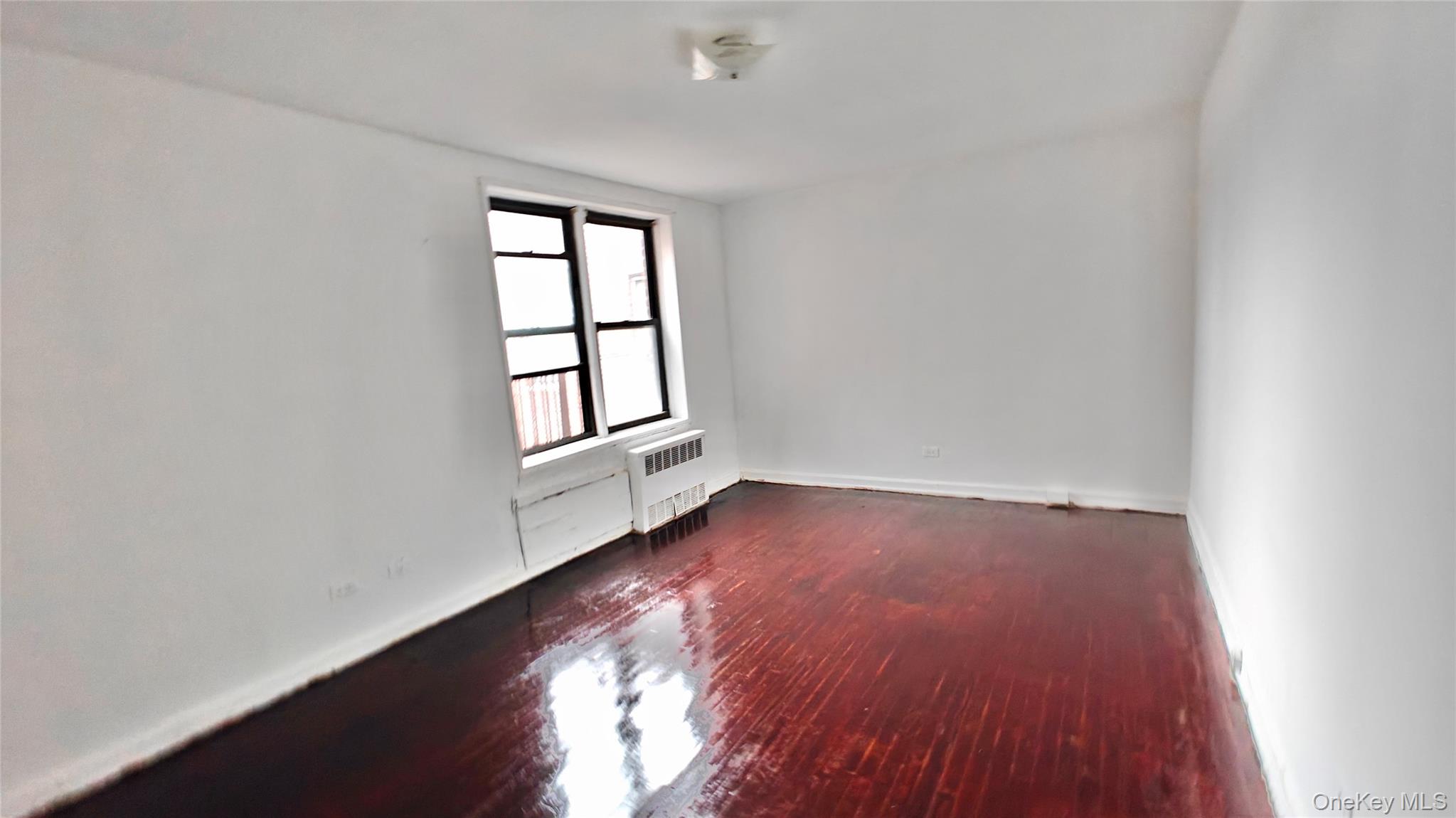 #15 photo, 94-11 34th Road, クイーンズ区 Jackson Heights , NY 11372