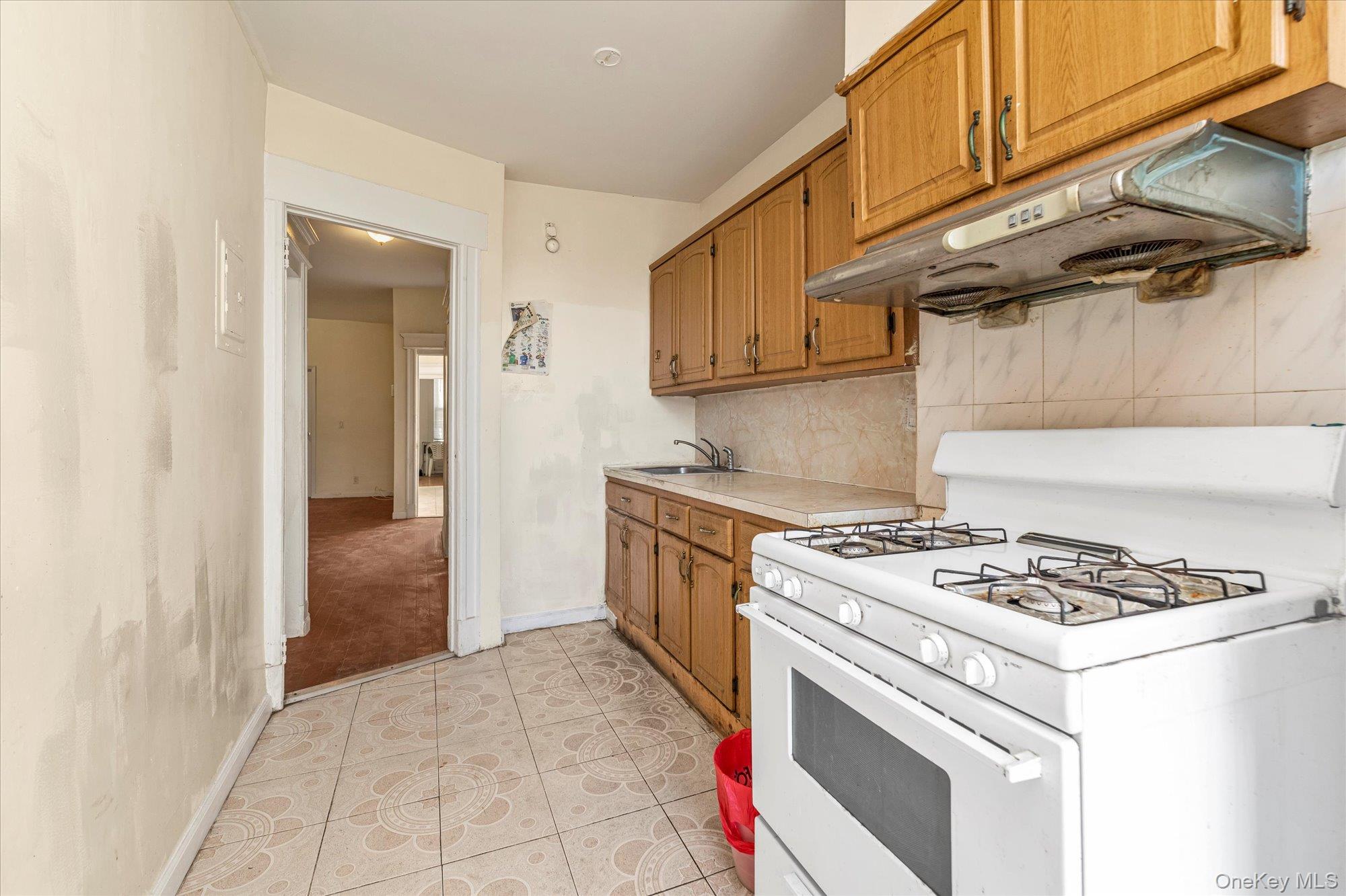 #14 photo, 8615 75th Street, クイーンズ区 Woodhaven , NY 11421