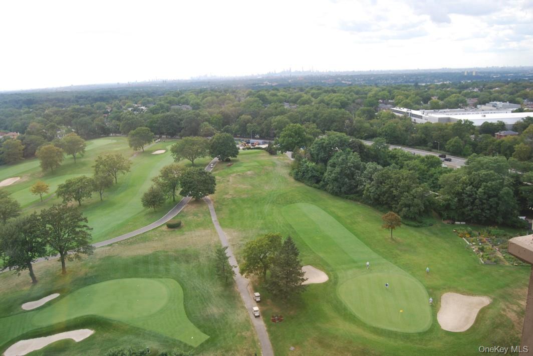 #18 photo, 26910 Grand Central Parkway, クイーンズ区 Floral Park , NY 11005