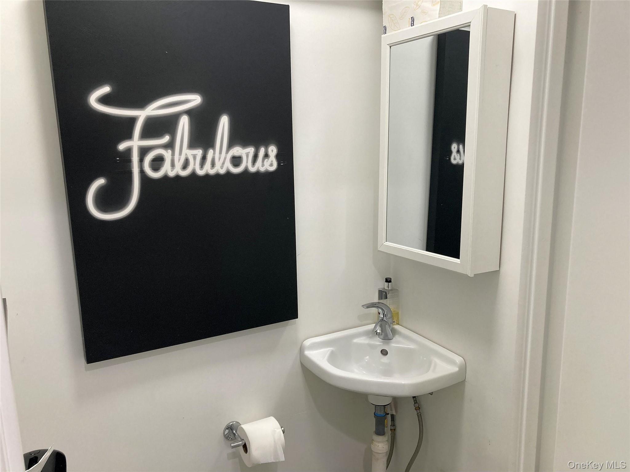 #6 photo, 17B Merrick Avenue, ナッソー郡 Merrick , NY 11566