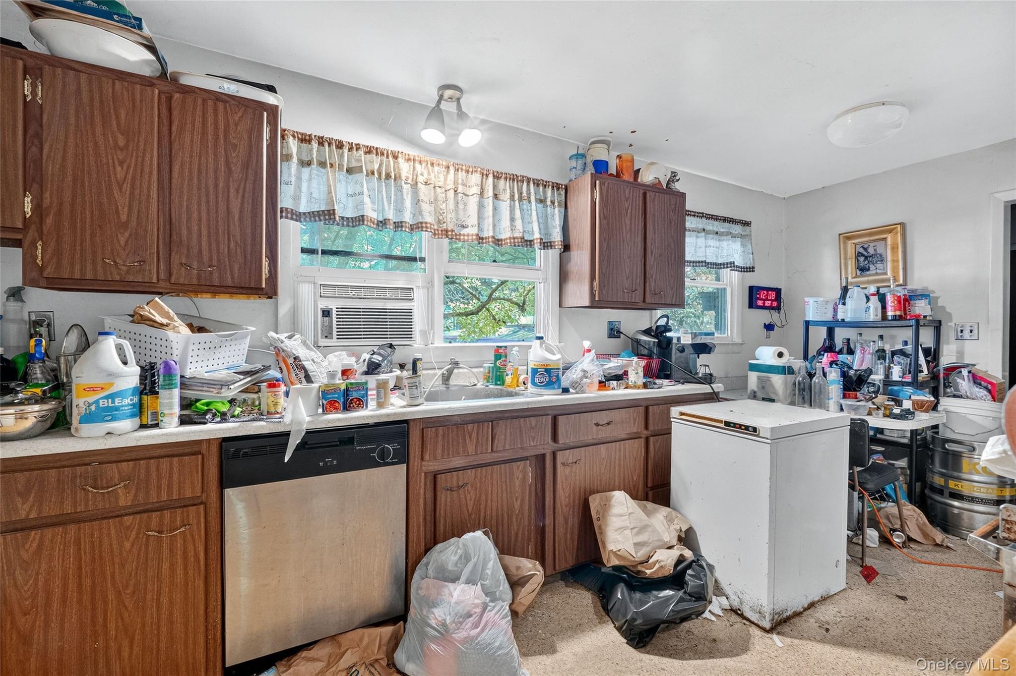 #12 photo, 25 Russell Road, Newburgh , NY 12550