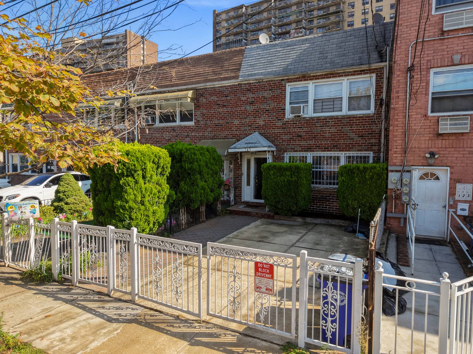 #2 photo, 765 Autumn Ave, ブルックリン区 Brooklyn , NY 11208