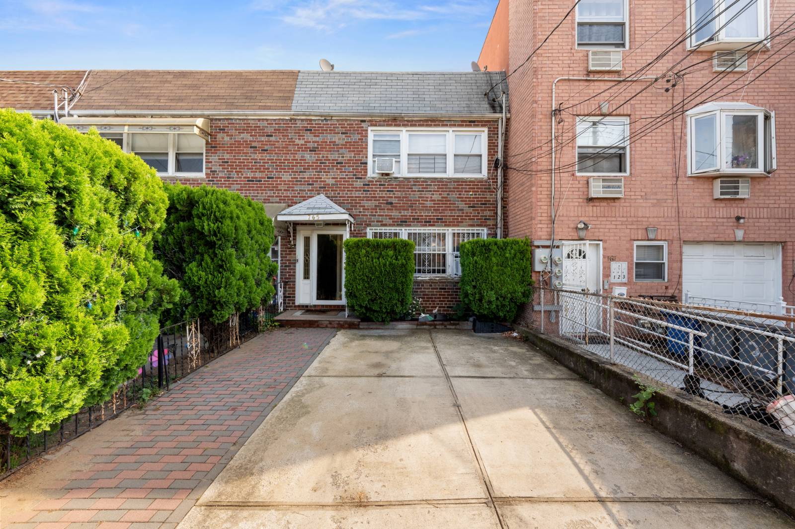 #3 photo, 765 Autumn Ave, ブルックリン区 Brooklyn , NY 11208