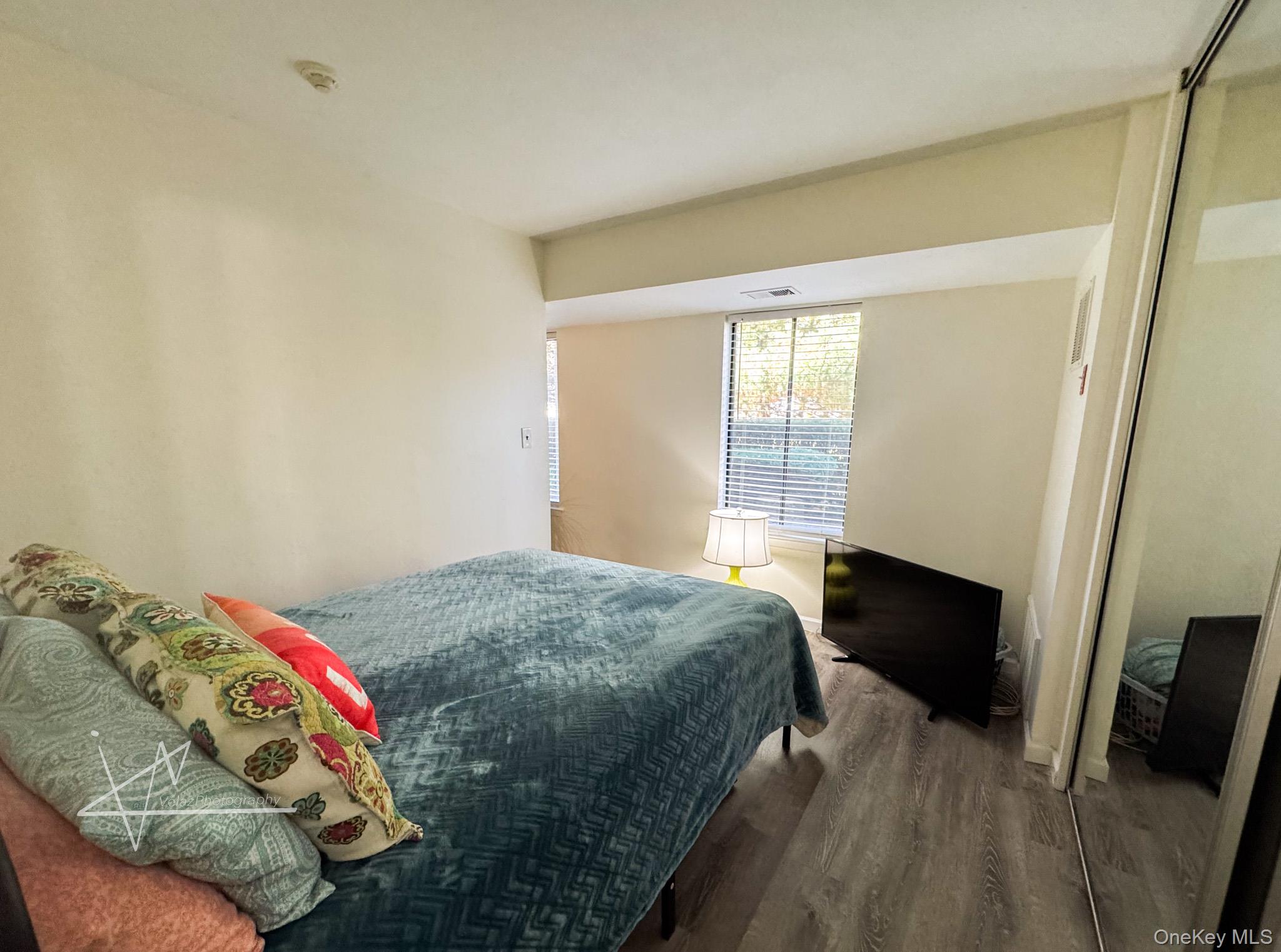 #15 photo, 37 El Camino Court, サフォーク郡 Coram , NY 11727