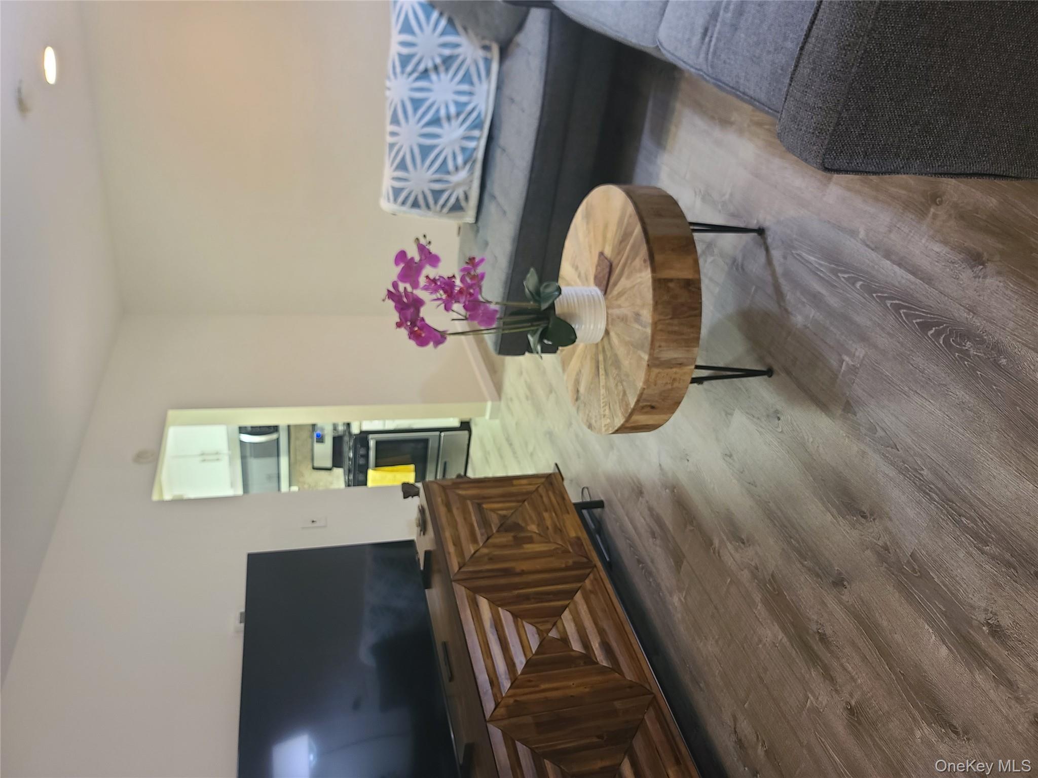 #3 photo, 37 El Camino Court, サフォーク郡 Coram , NY 11727