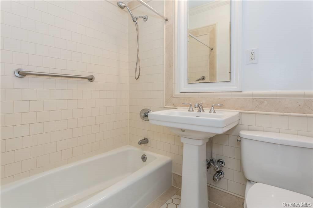 #15 photo, 111 7th Street, ナッソー郡 Garden City , NY 11530