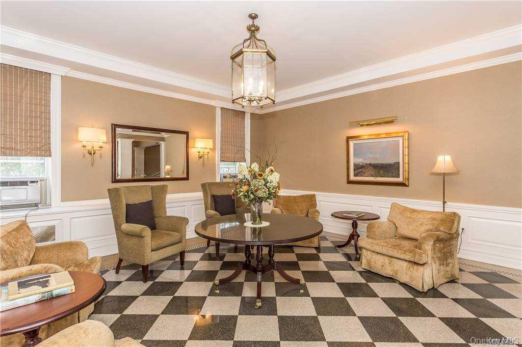 #17 photo, 111 7th Street, ナッソー郡 Garden City , NY 11530