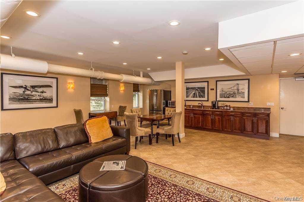 #19 photo, 111 7th Street, ナッソー郡 Garden City , NY 11530