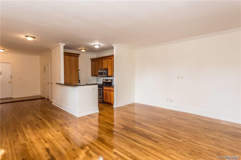 #4 photo, 111 7th Street, ナッソー郡 Garden City , NY 11530