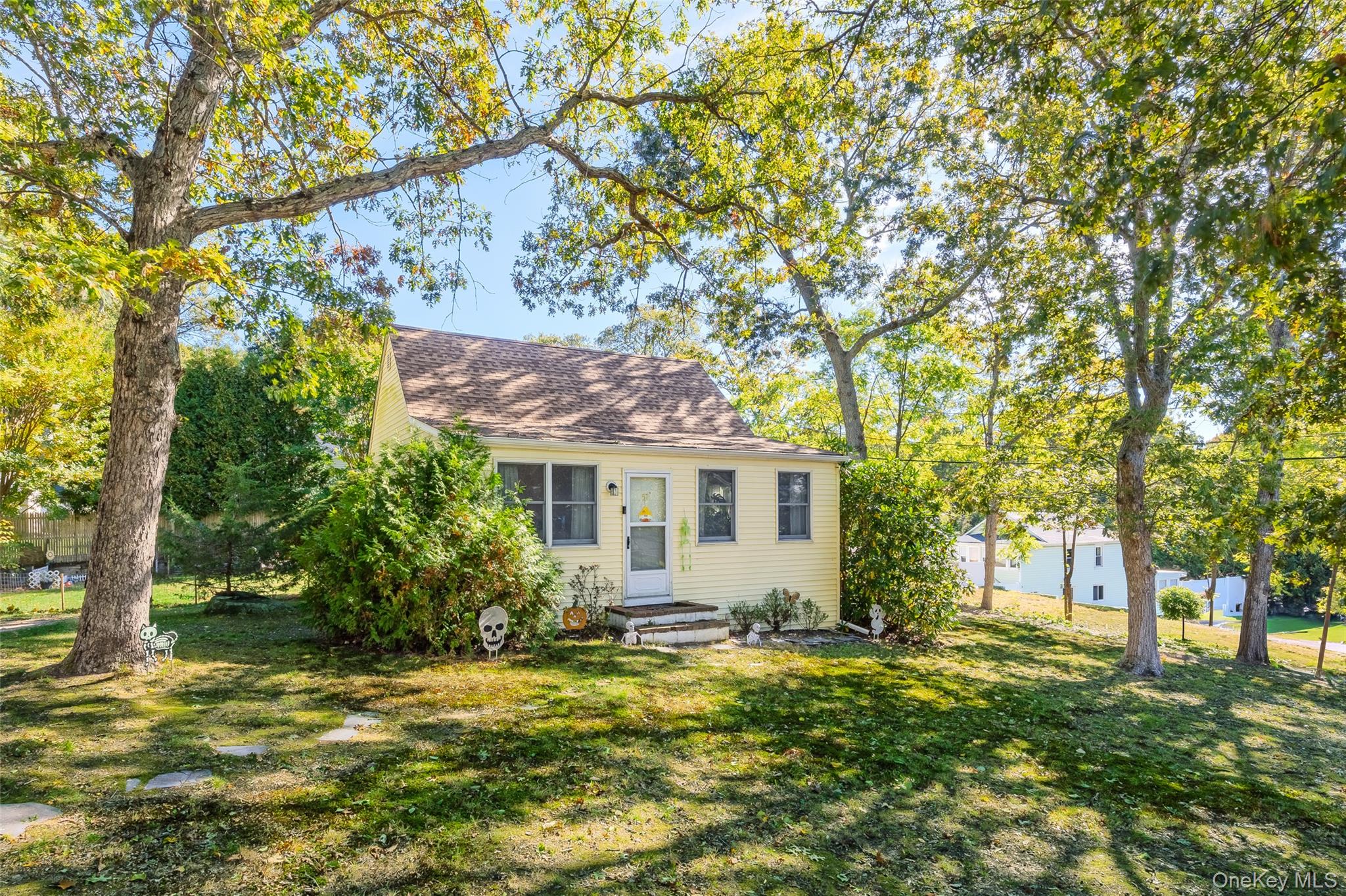 #1 photo, 51 Ficus Road, サフォーク郡 Rocky Point , NY 11778