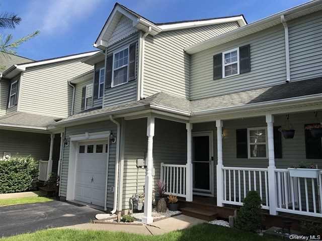 #1 photo, 141 Pinebrook Drive, Hyde Park , NY 12538