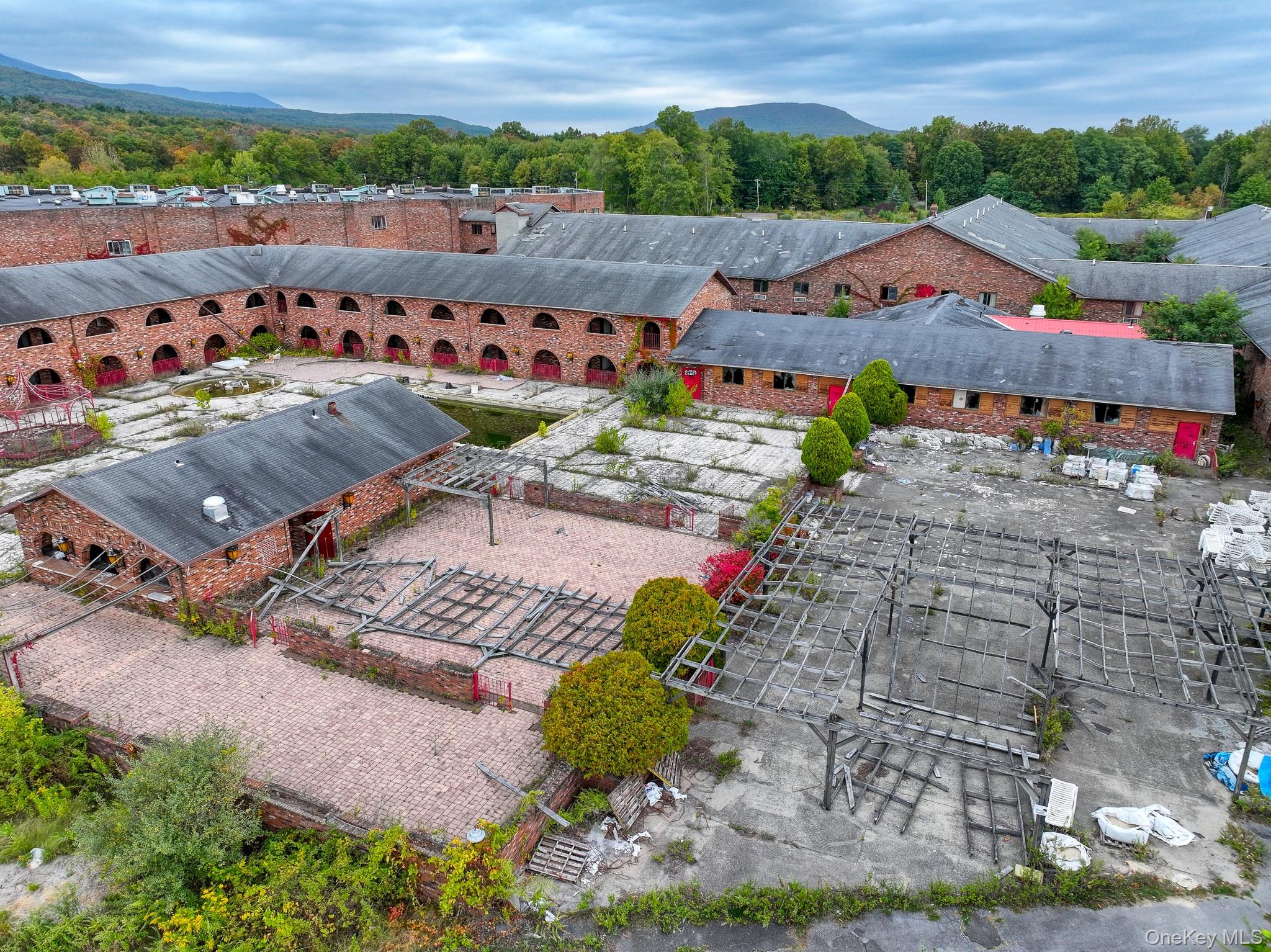 #17 photo, 4858 Route 32, Catskill , NY 12414