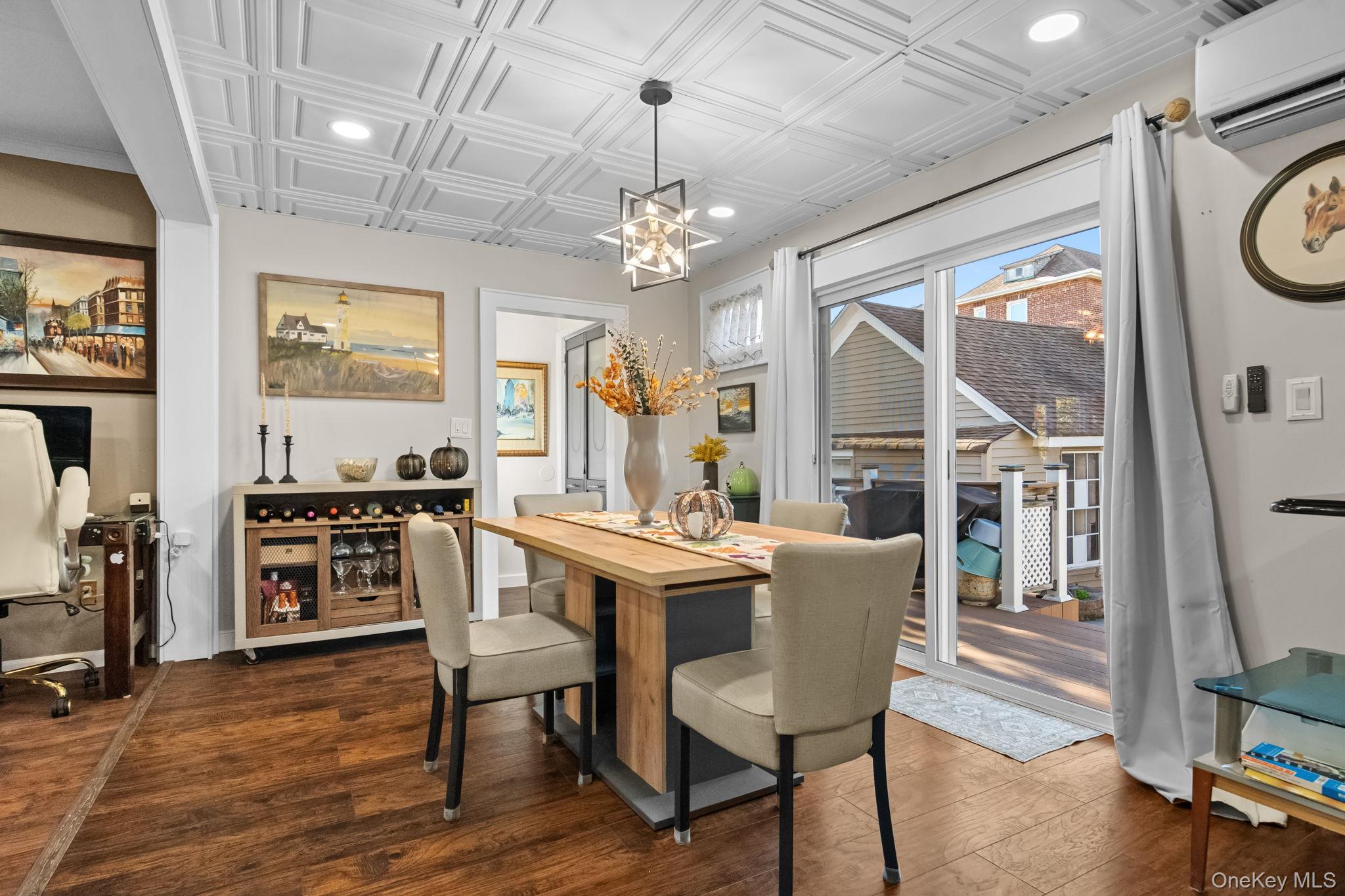 #10 photo, 3210 Country Club Road, ブロンクス区 Bronx , NY 10465