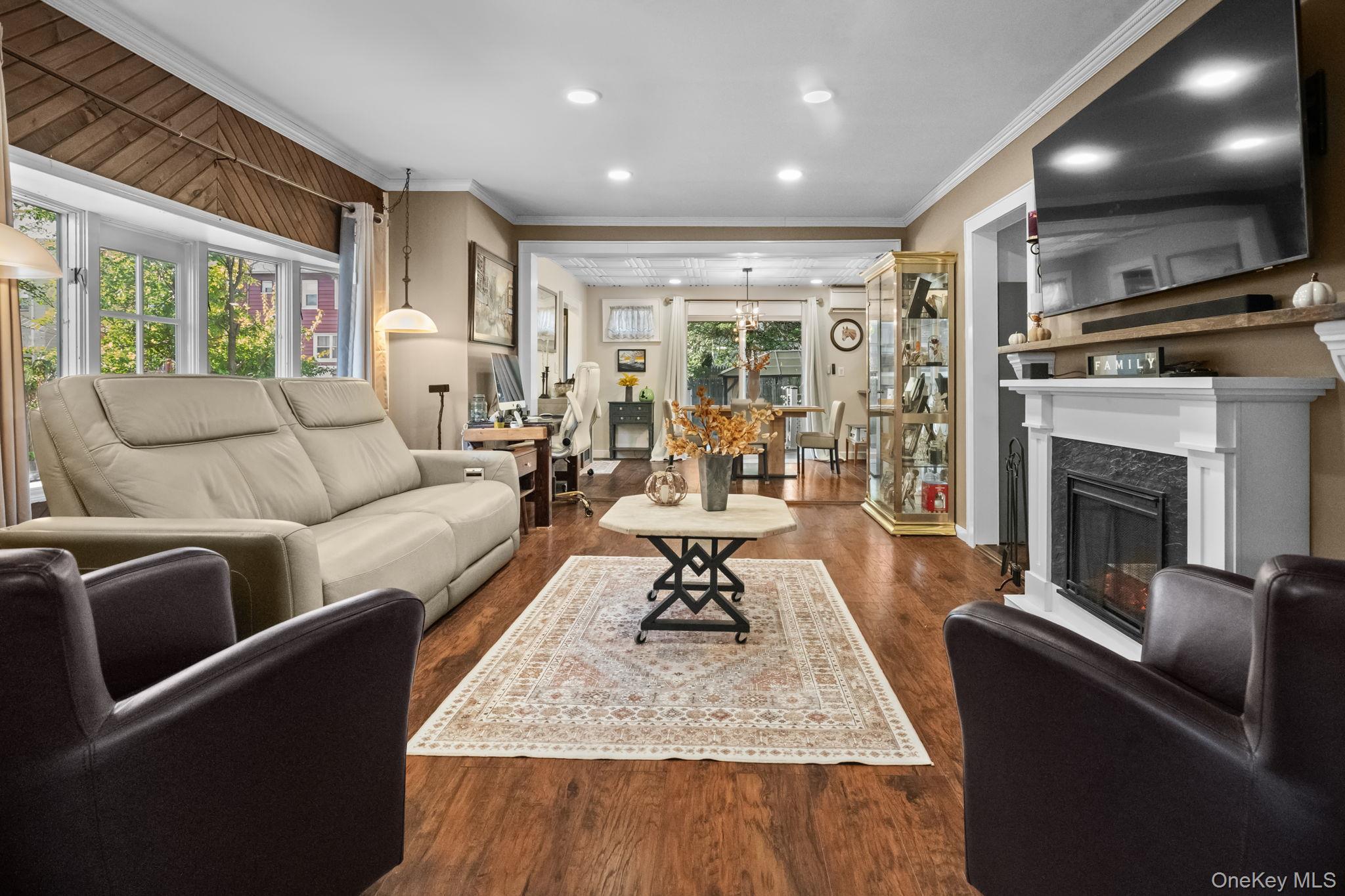 #13 photo, 3210 Country Club Road, ブロンクス区 Bronx , NY 10465