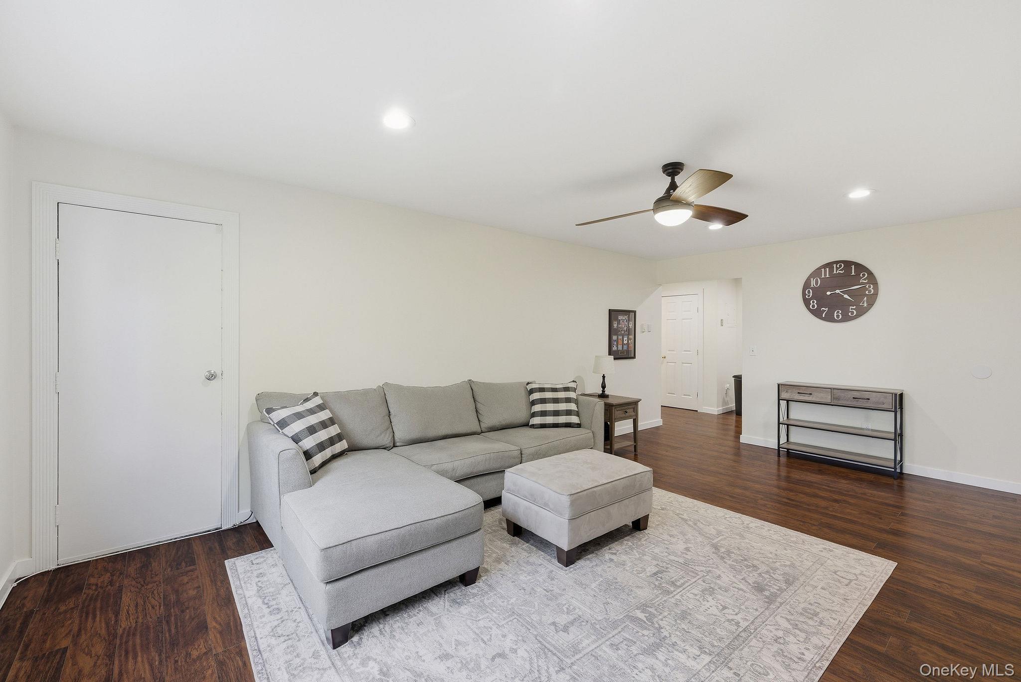 #5 photo, 529 Fox Run Lane, Carmel , NY 10512