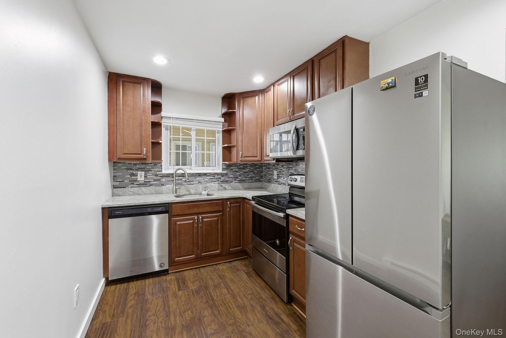 #7 photo, 529 Fox Run Lane, Carmel , NY 10512