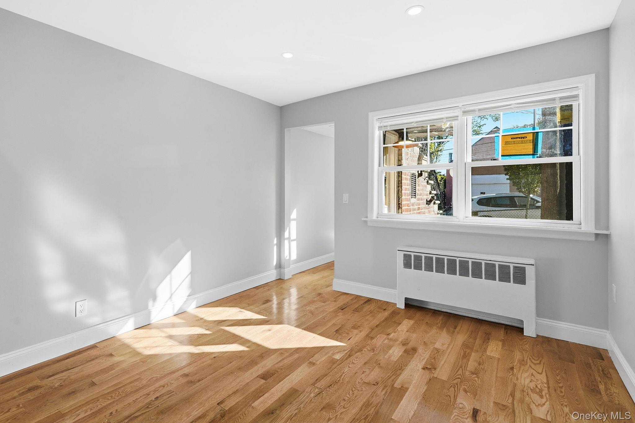 #11 photo, 2943 Yates Avenue, ブロンクス区 Bronx , NY 10469