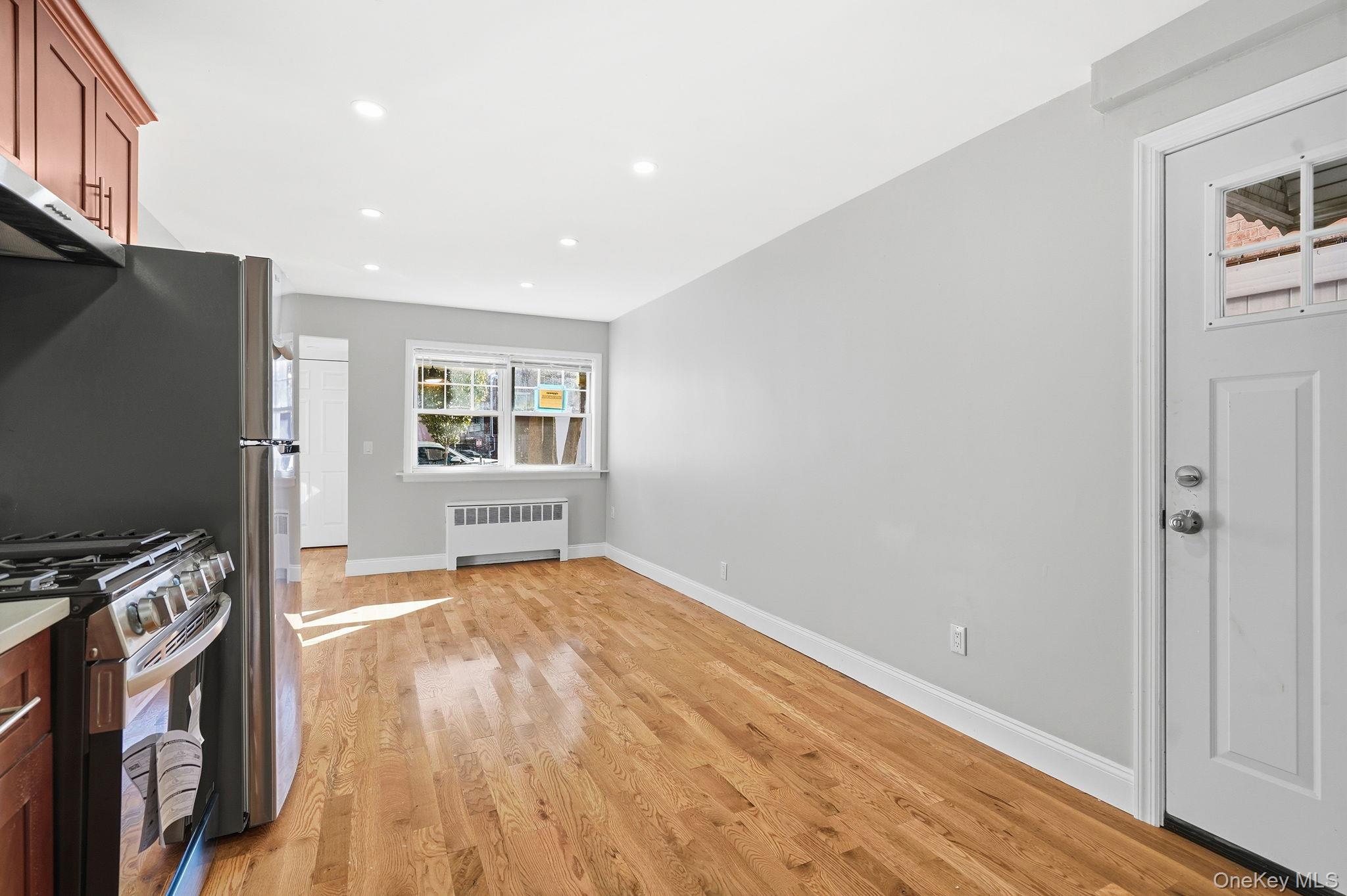 #18 photo, 2943 Yates Avenue, ブロンクス区 Bronx , NY 10469