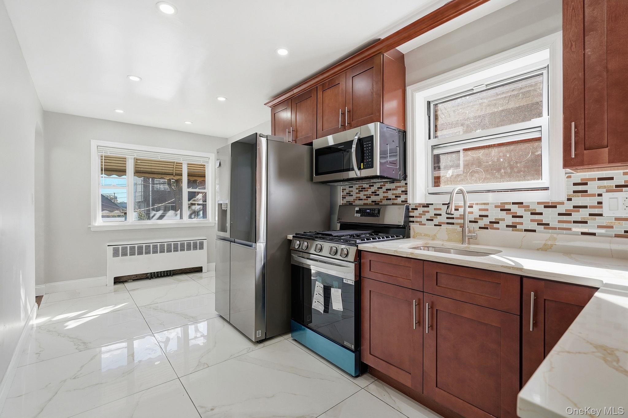 #19 photo, 2943 Yates Avenue, ブロンクス区 Bronx , NY 10469