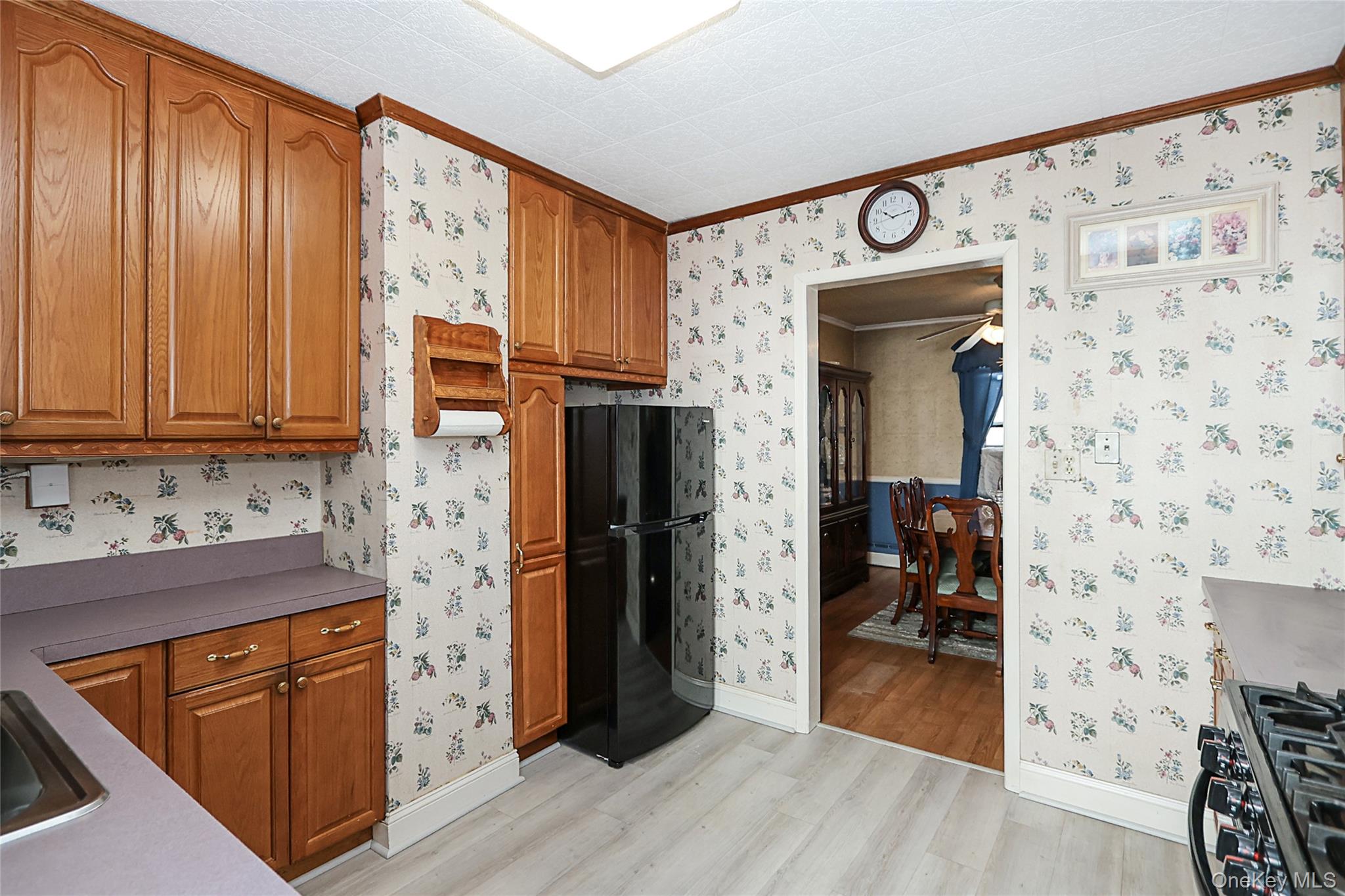 #13 photo, 23 Stratford, ナッソー郡 Williston Park , NY 11596