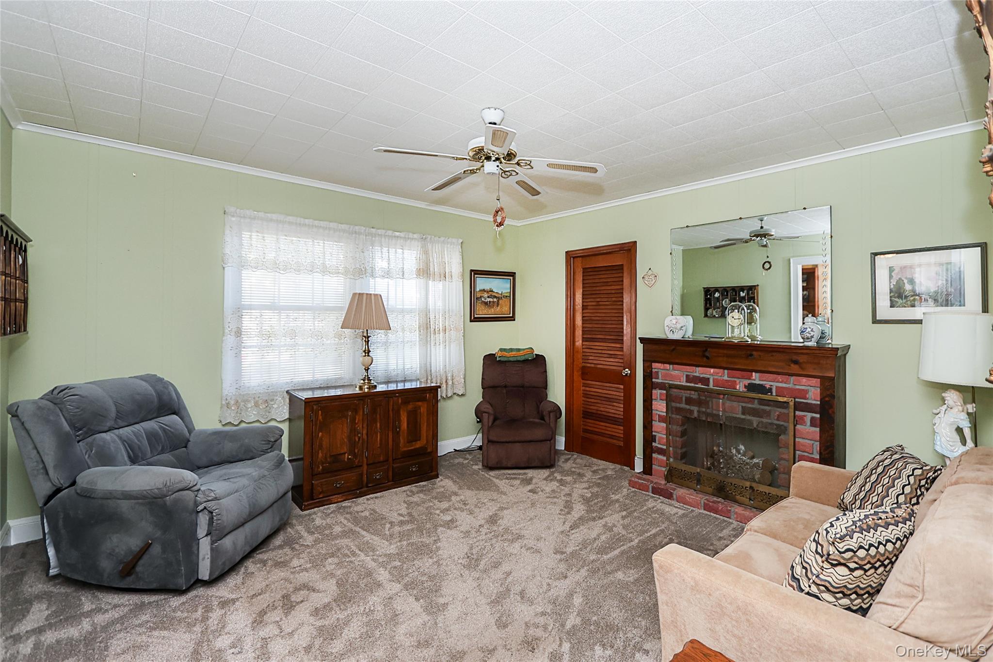 #4 photo, 23 Stratford, ナッソー郡 Williston Park , NY 11596