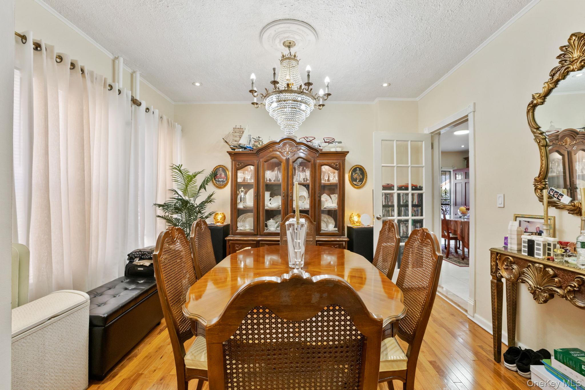 #15 photo, 149-27 45th Avenue, Flushing , NY 11355