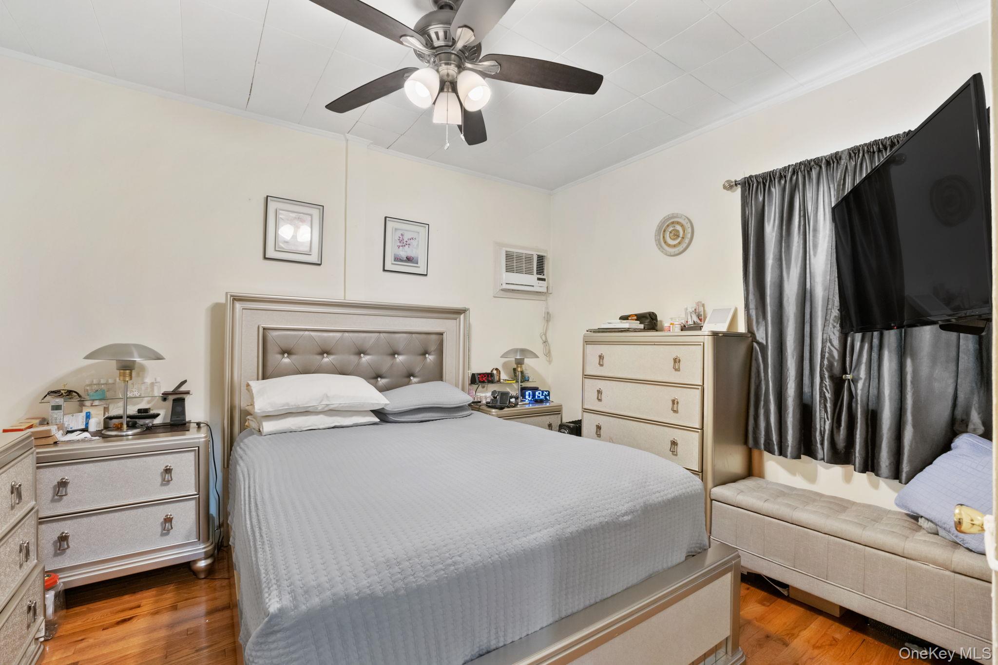 #19 photo, 149-27 45th Avenue, Flushing , NY 11355