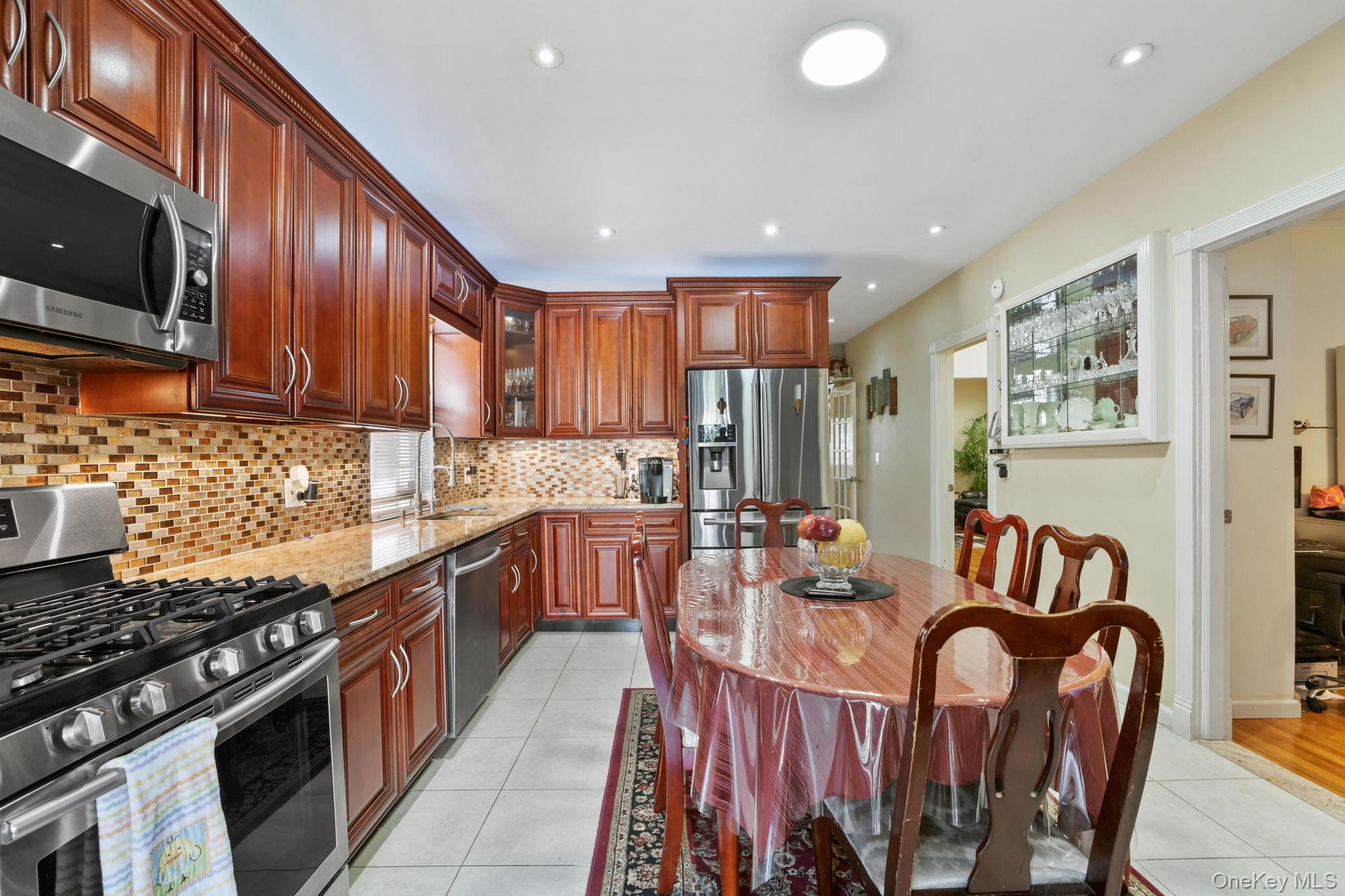 #9 photo, 149-27 45th Avenue, Flushing , NY 11355