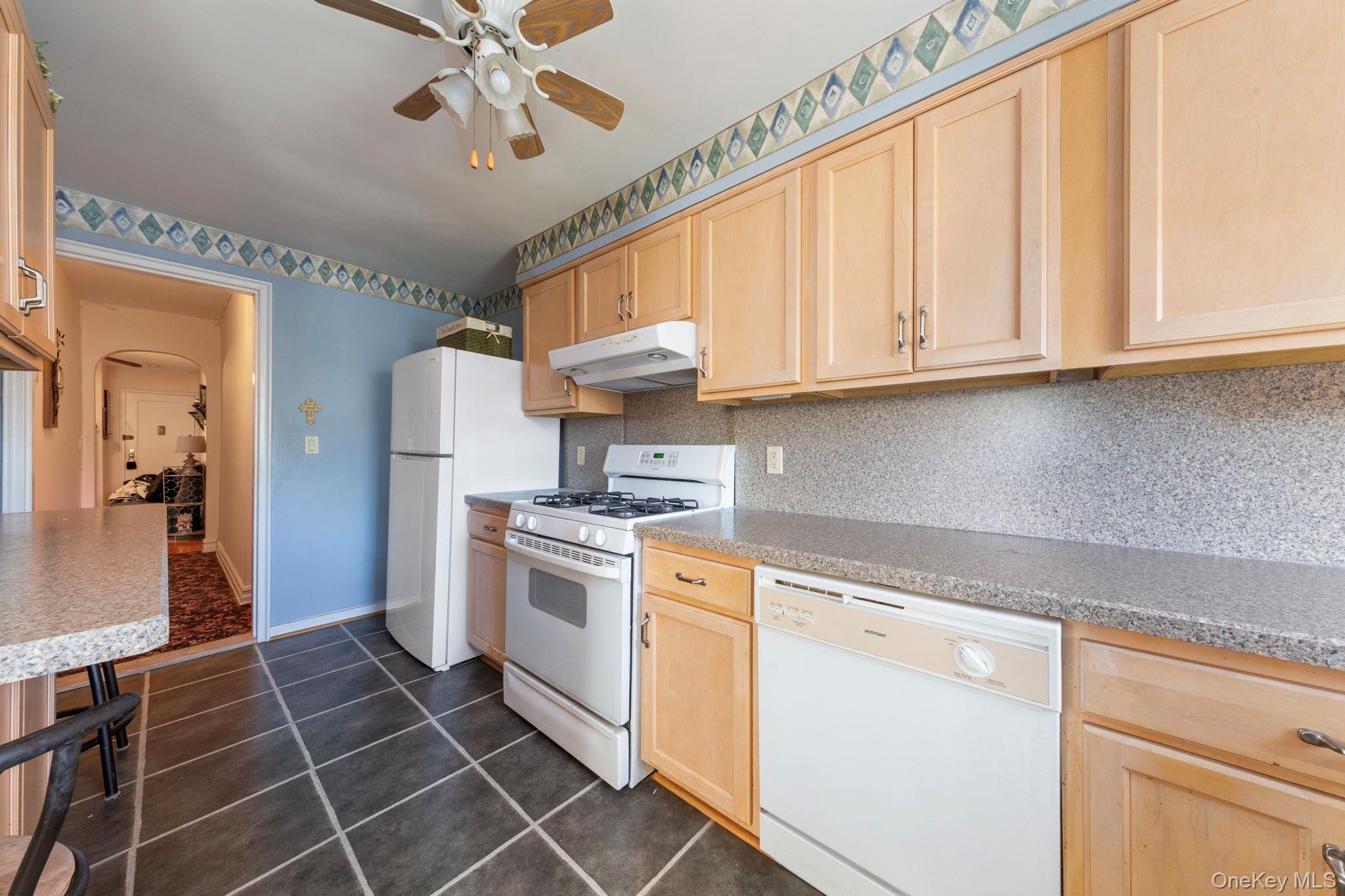 #9 photo, 108 S Village, ナッソー郡 Rockville Centre , NY 11570