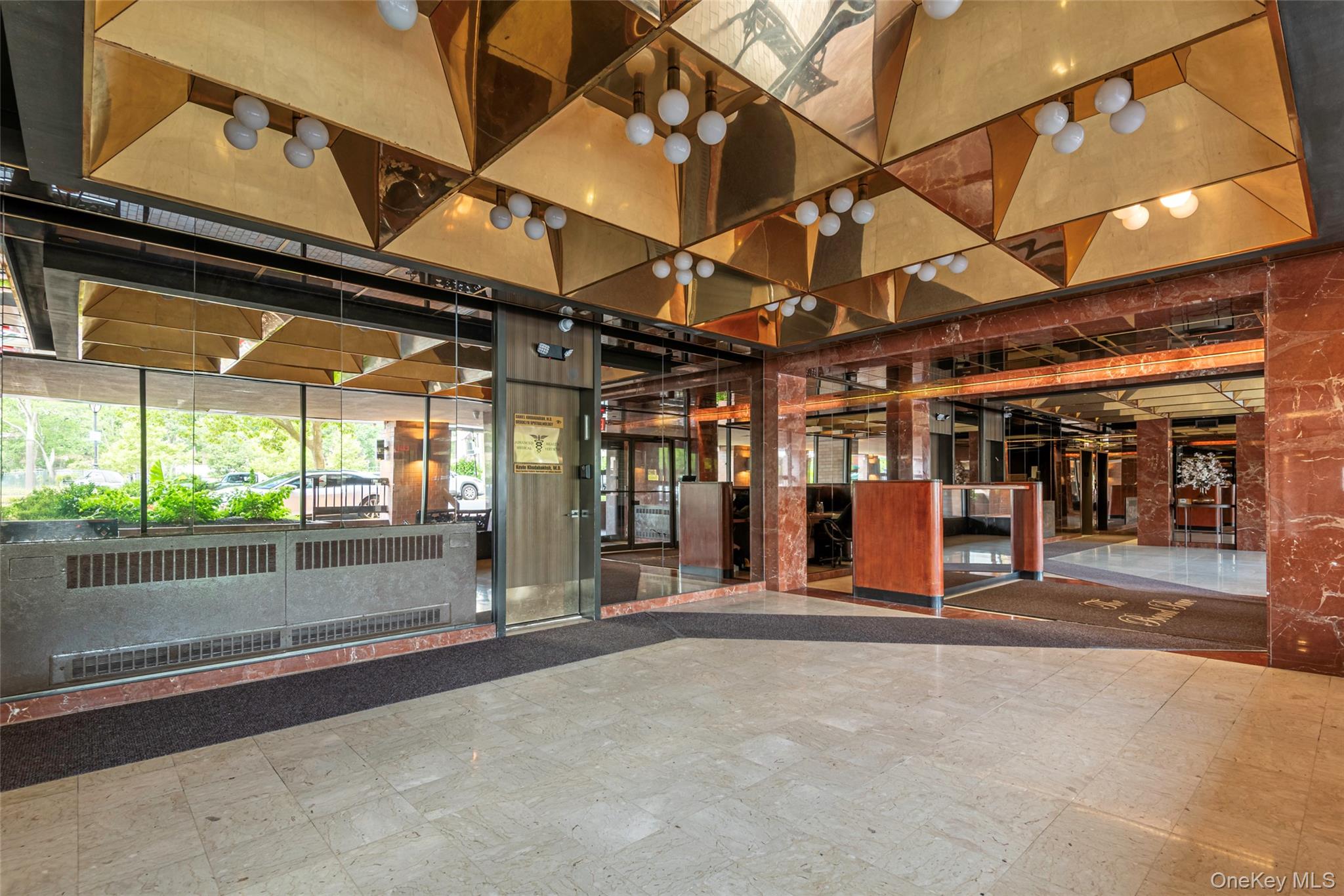 #5 photo, 12 BOND Street, ナッソー郡 Great Neck , NY 11021