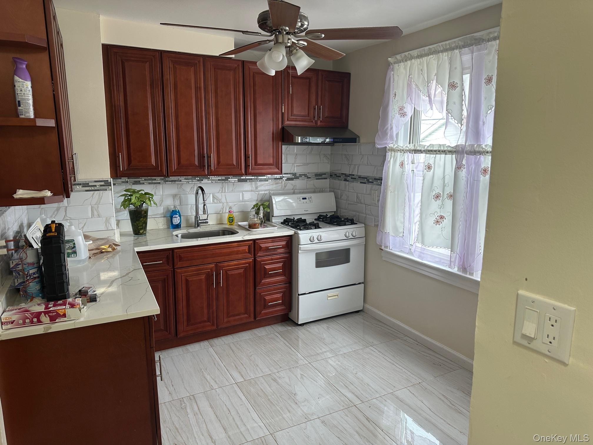 #6 photo, 10453 114th Street, クイーンズ区 Richmond Hill S. , NY 11419