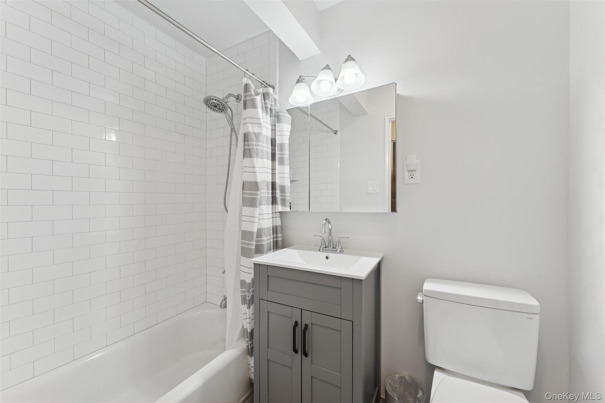 #12 photo, 77 S Park Avenue, ナッソー郡 Rockville Centre , NY 11570