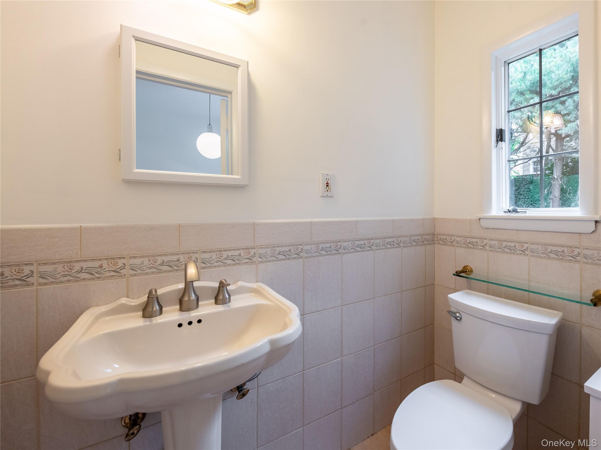 #14 photo, 90 Gaynor Avenue, ナッソー郡 Manhasset , NY 11030