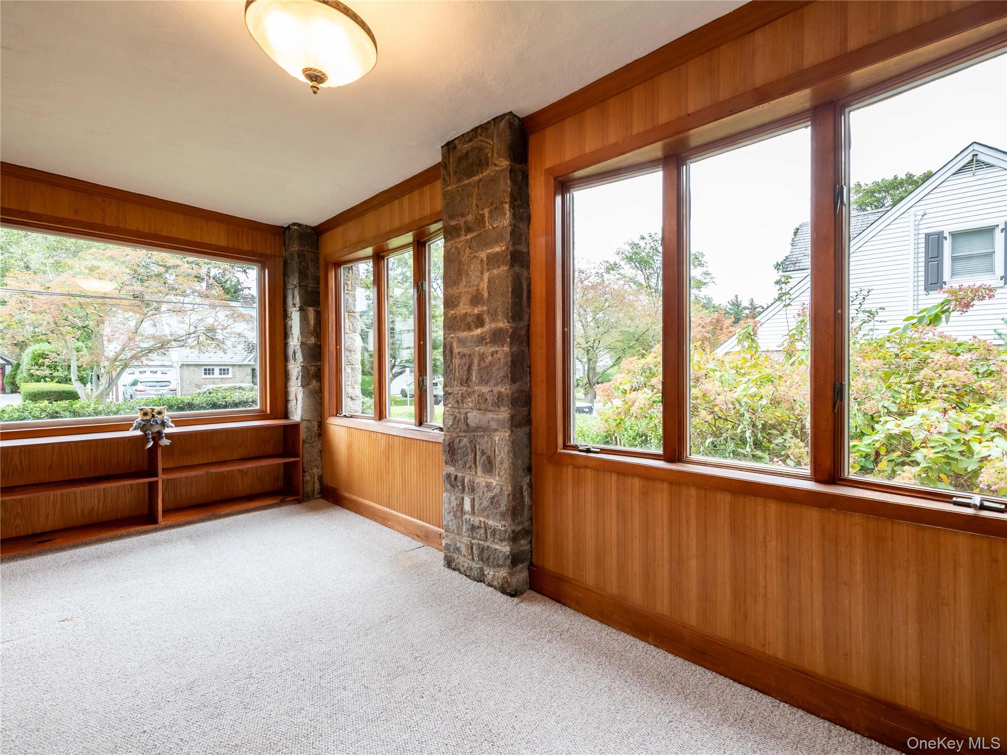 #16 photo, 90 Gaynor Avenue, ナッソー郡 Manhasset , NY 11030