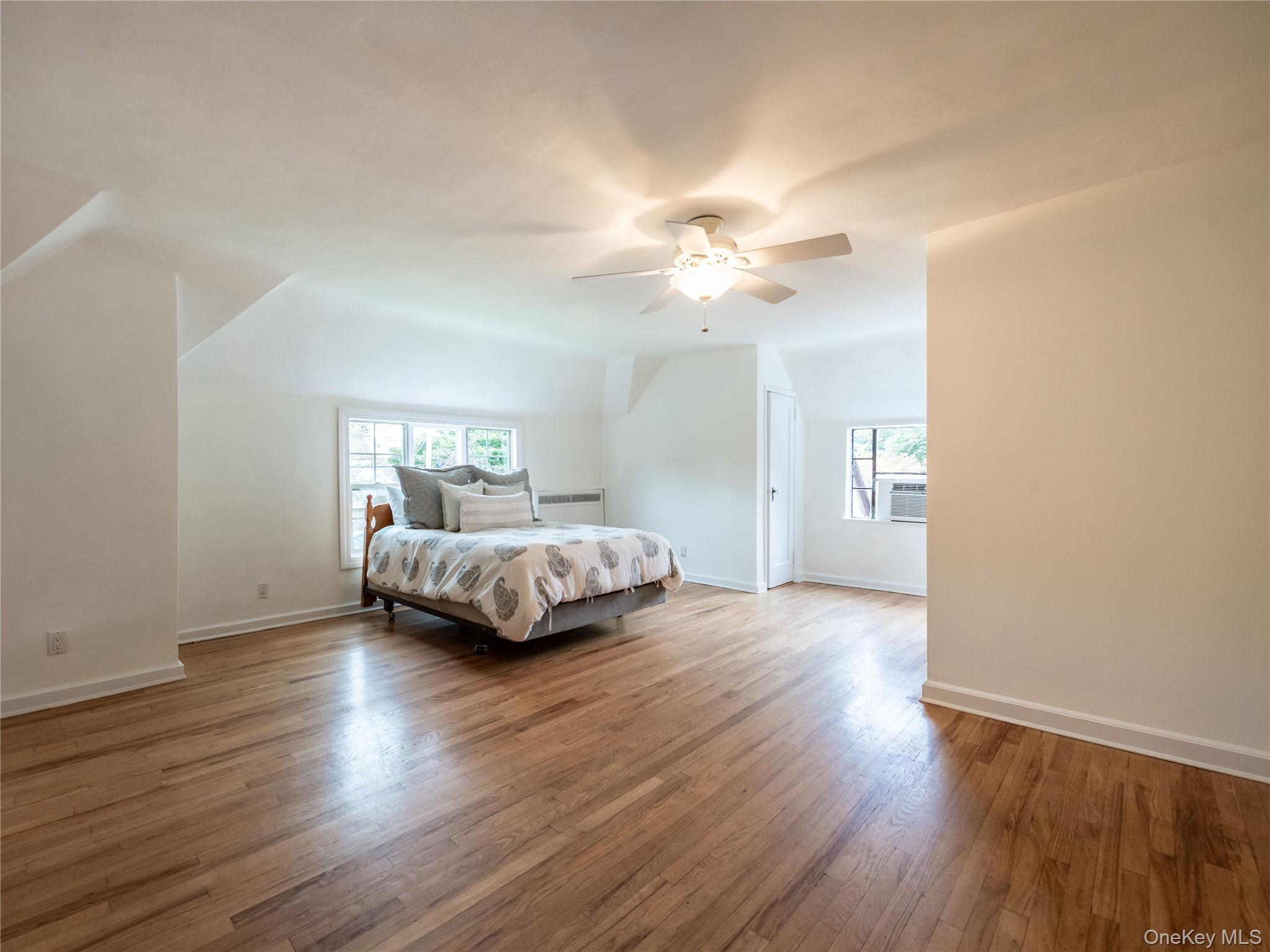 #19 photo, 90 Gaynor Avenue, ナッソー郡 Manhasset , NY 11030